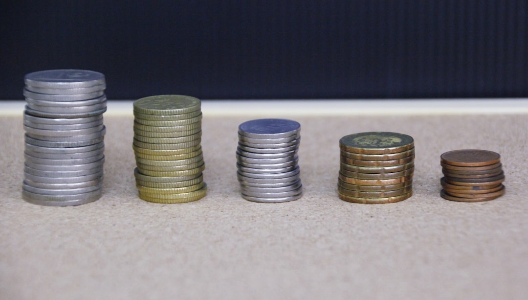 Varias monedas apiladas